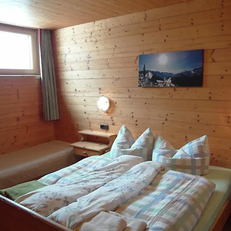 Haus Mittergries * Tux